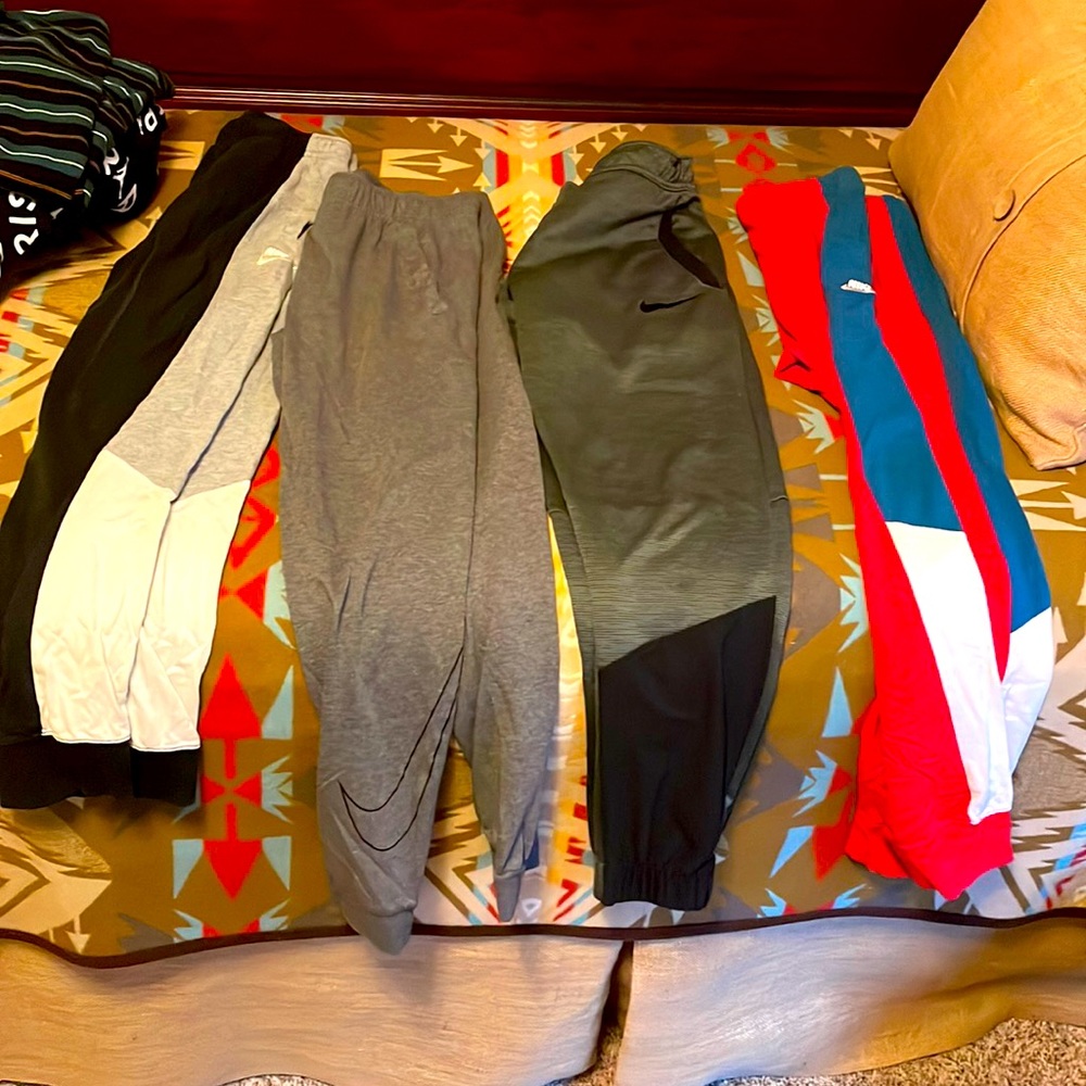 Mens Nike sweats 4 count